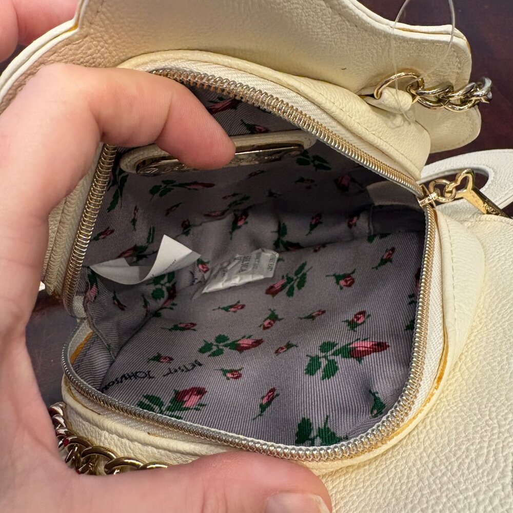 Betsey Johnson Le Bistro Crossbody Faux Leather Purse Coffee Cup Shape - Picture 4 of 5